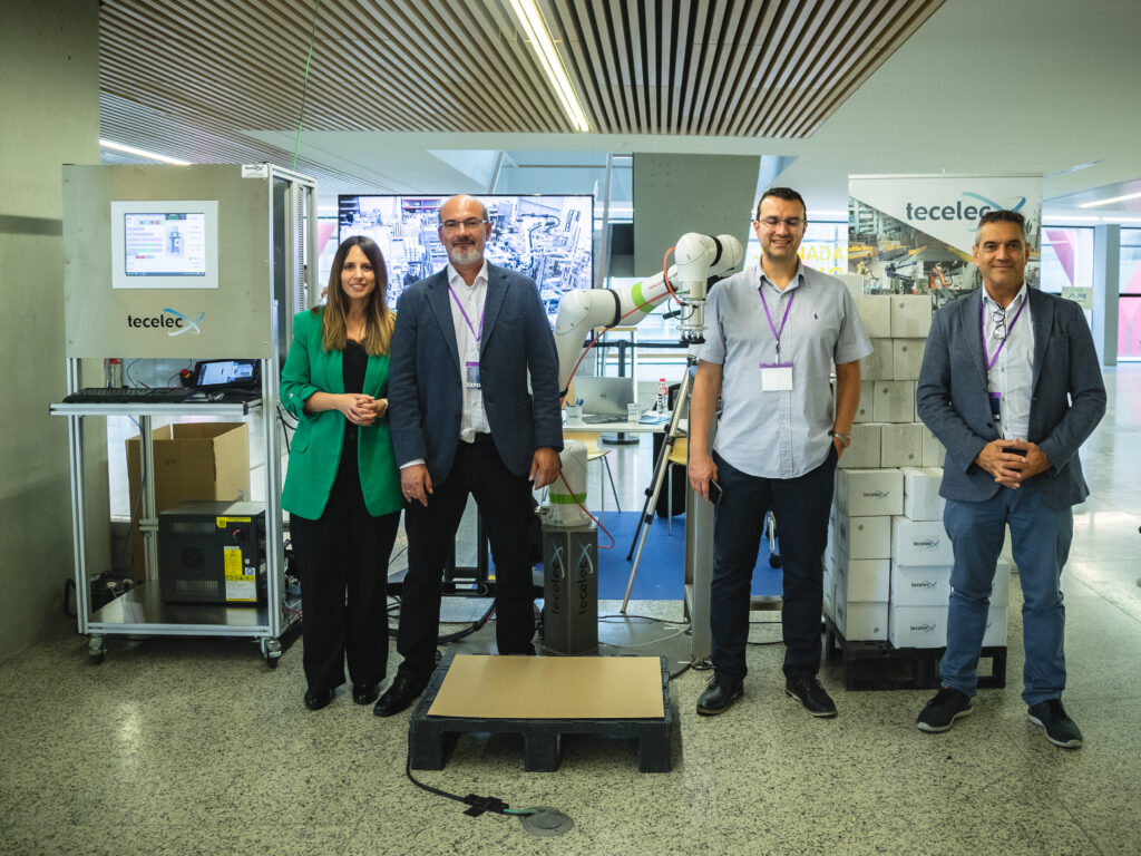 COPALTEC: Instalación de paletizado basada en robot colaborativo con software PALTEC 2 StandTECELECEquipo 1